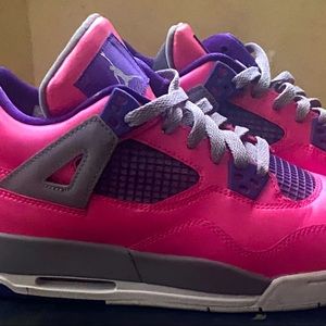 Pink and purple Air Jordan’s size 7